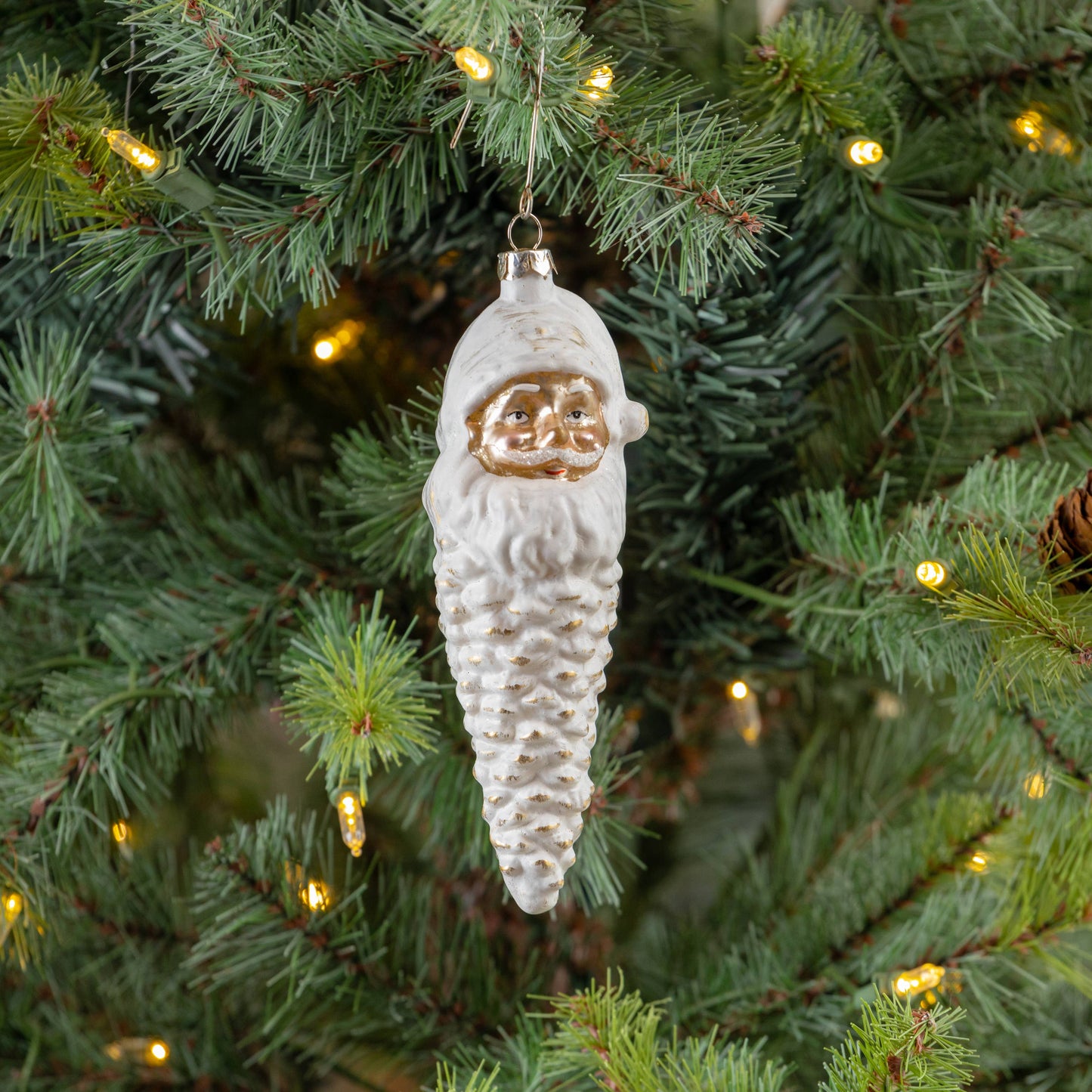 6" LINEAR SANTA HEAD ORNAMENT
