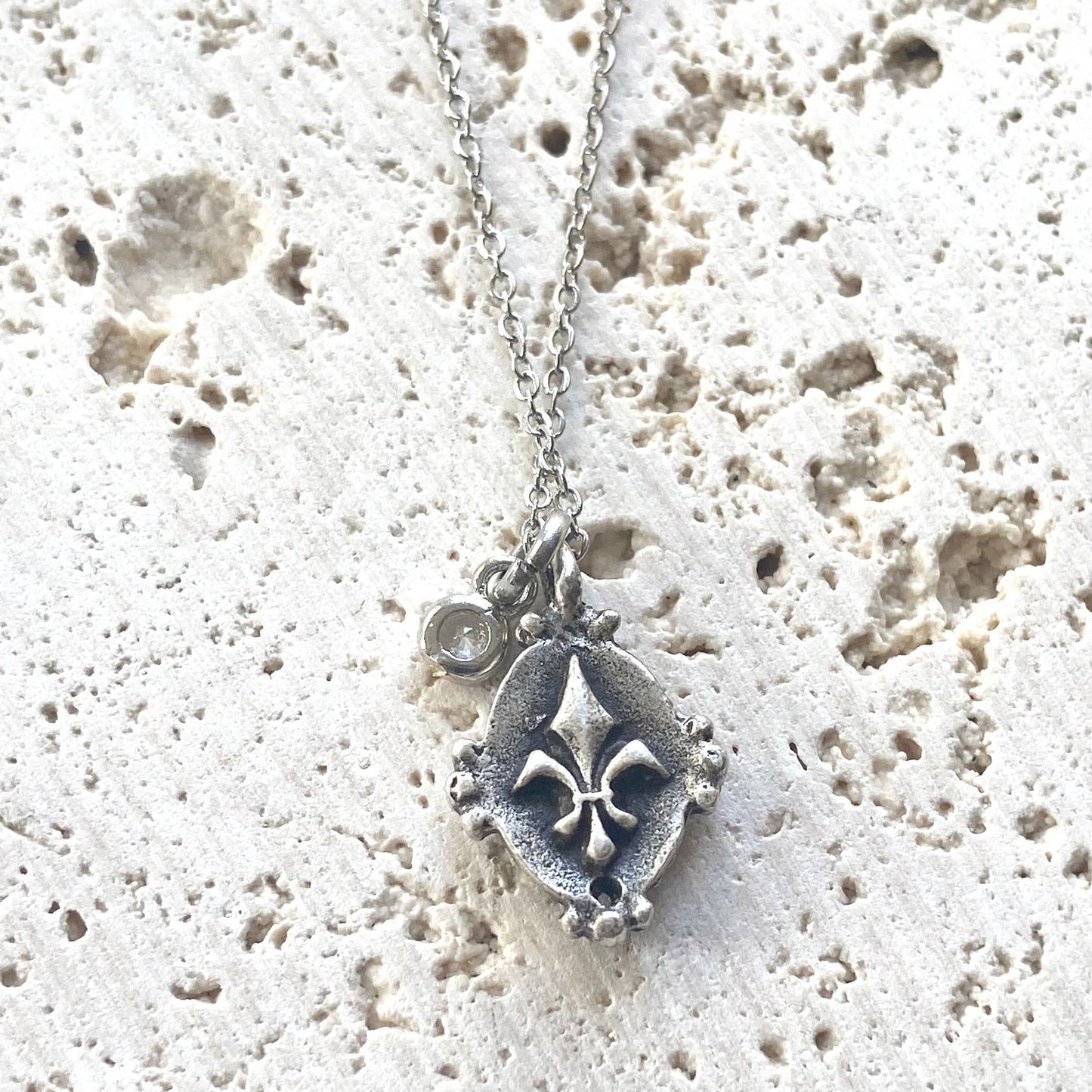Fleur de lis lys french layering necklace Louisiana, France
