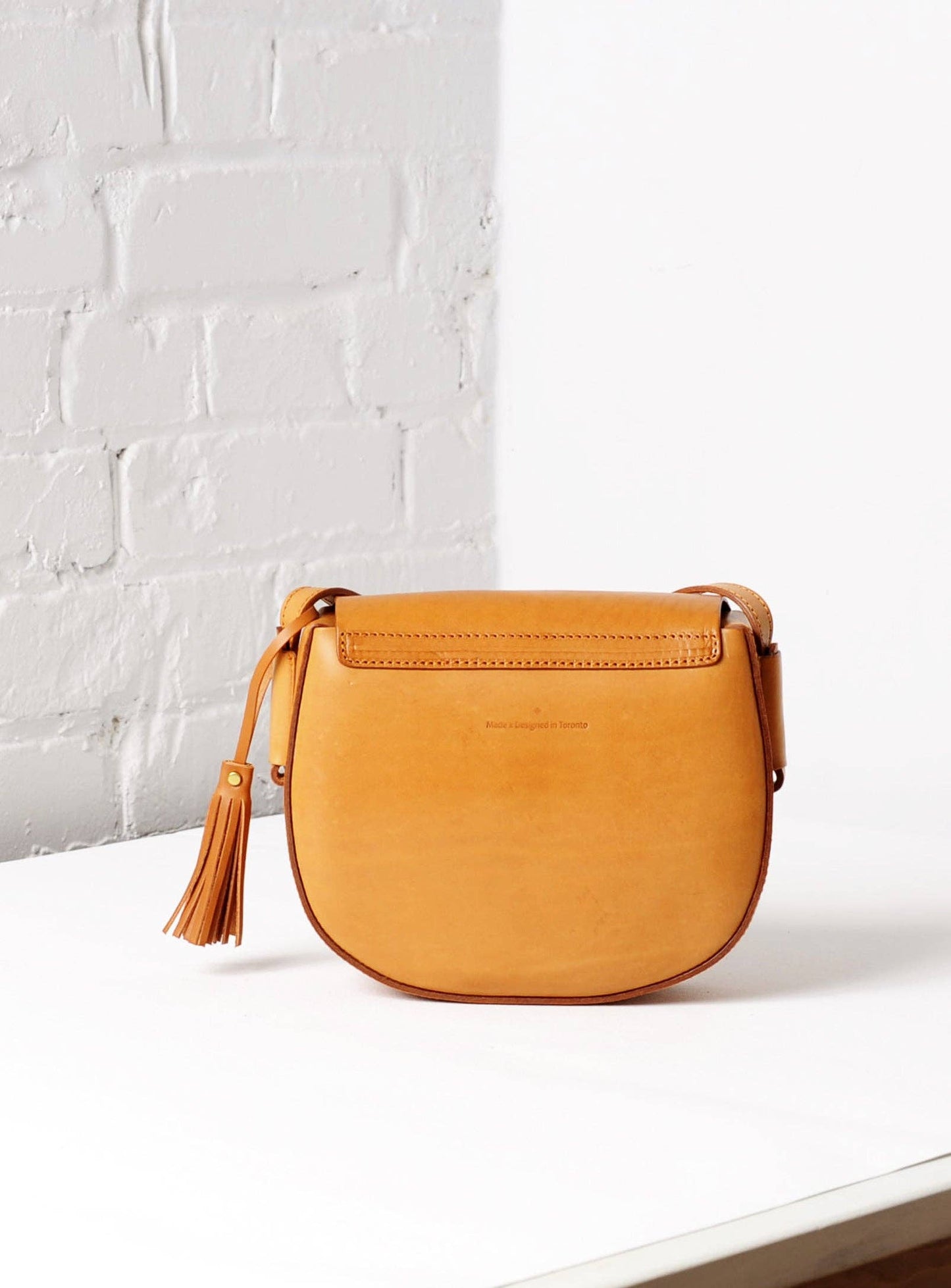 Vive 2.0 Saddle Crossbody Bag - Tan
