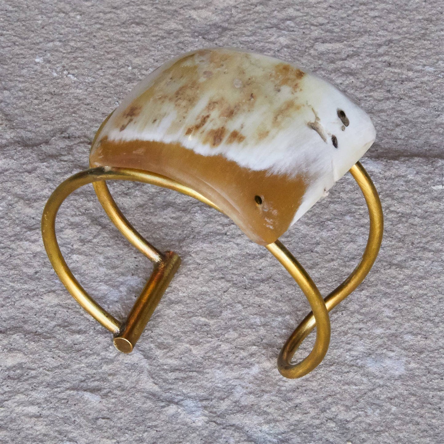 Bayan Wire Cuff with Quadrilateral Horn - Light Horn, Brass