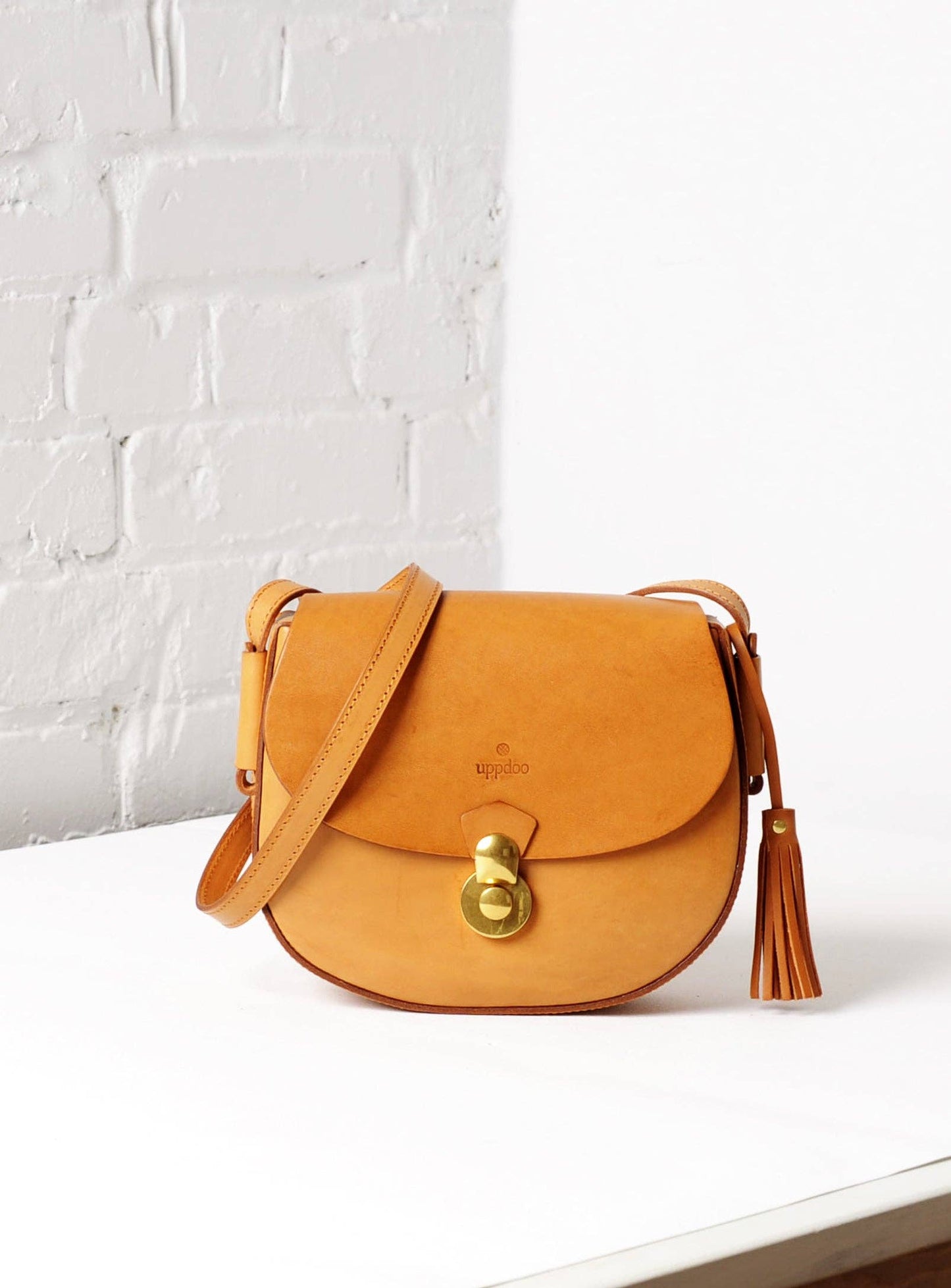 Vive 2.0 Saddle Crossbody Bag - Tan