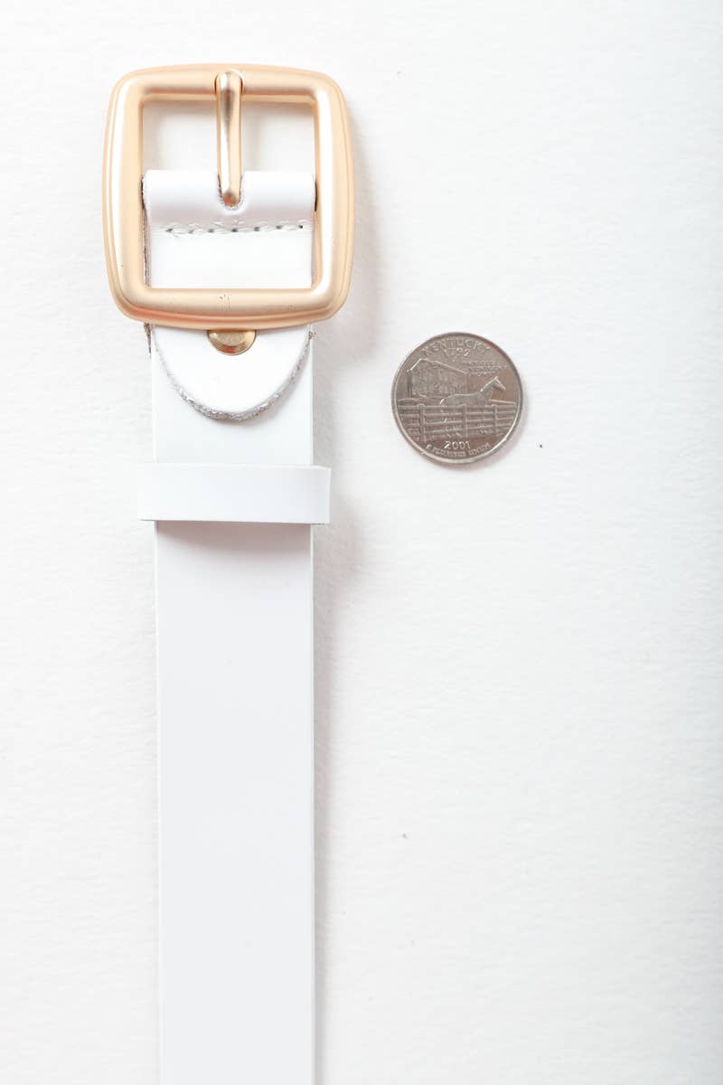 Chic & Durable Leather Belt – Available in White and Camel