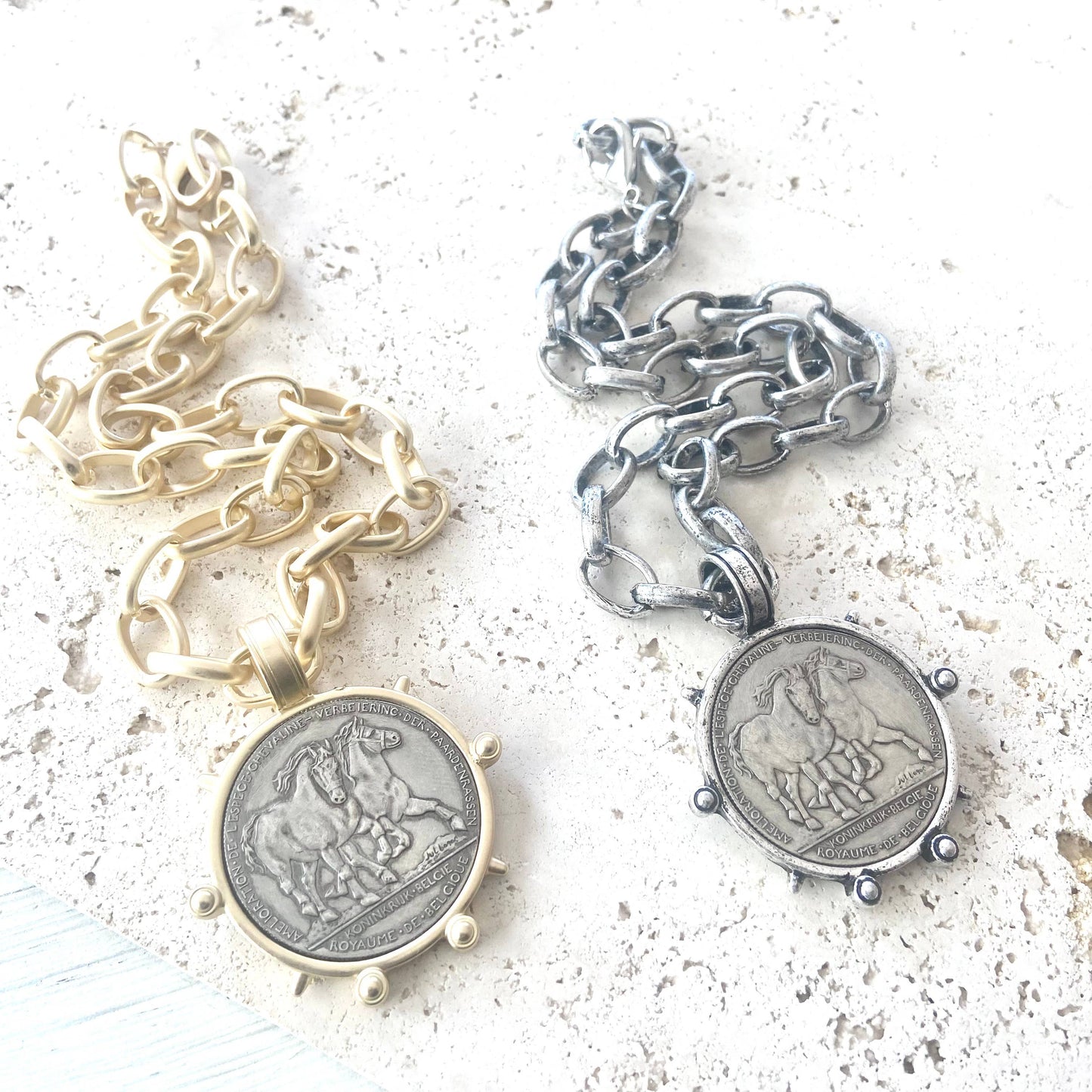 Horse jewelry Belgium coin derby ranch western style