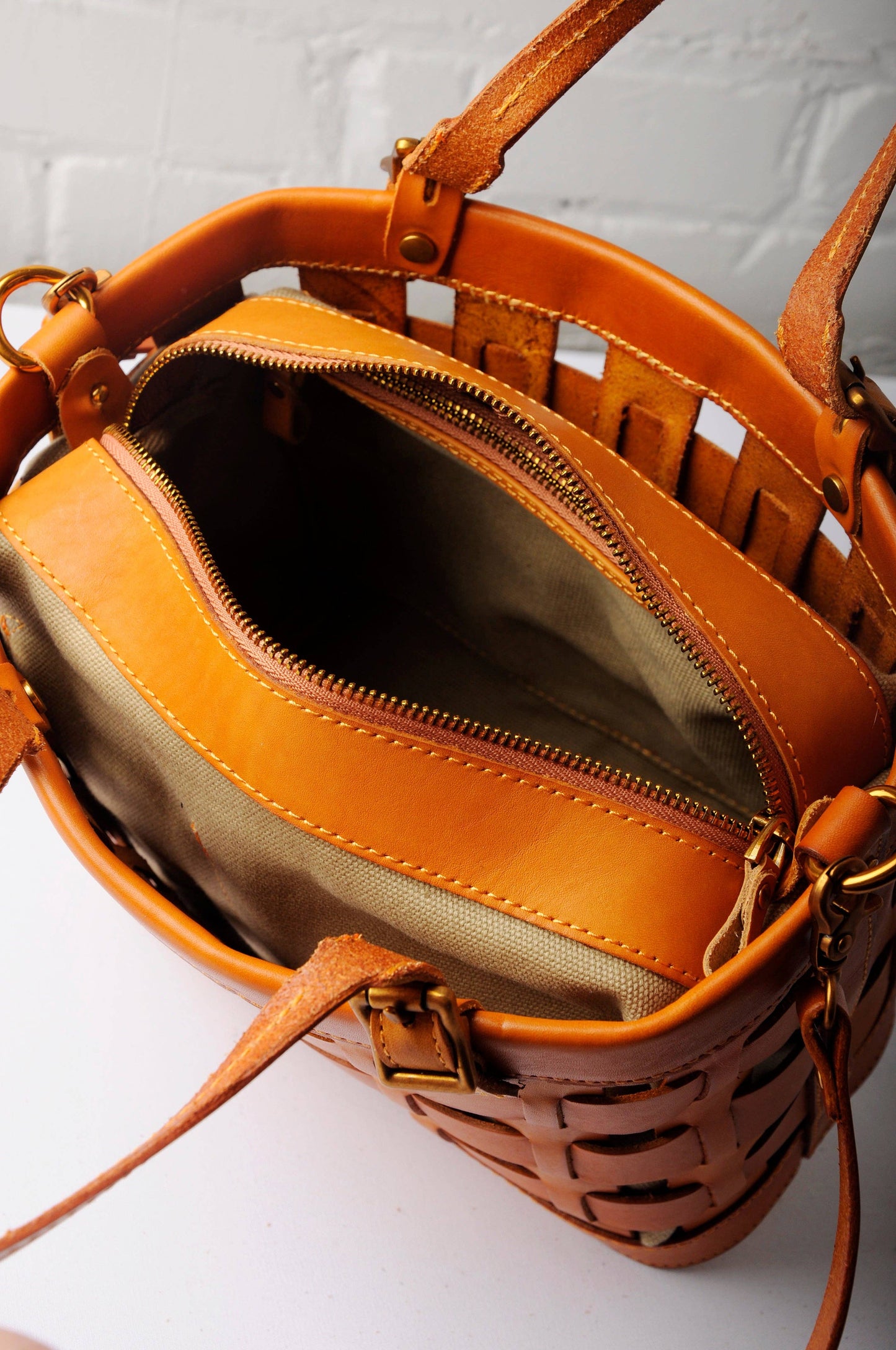 Venture Basket Tote - Apricot