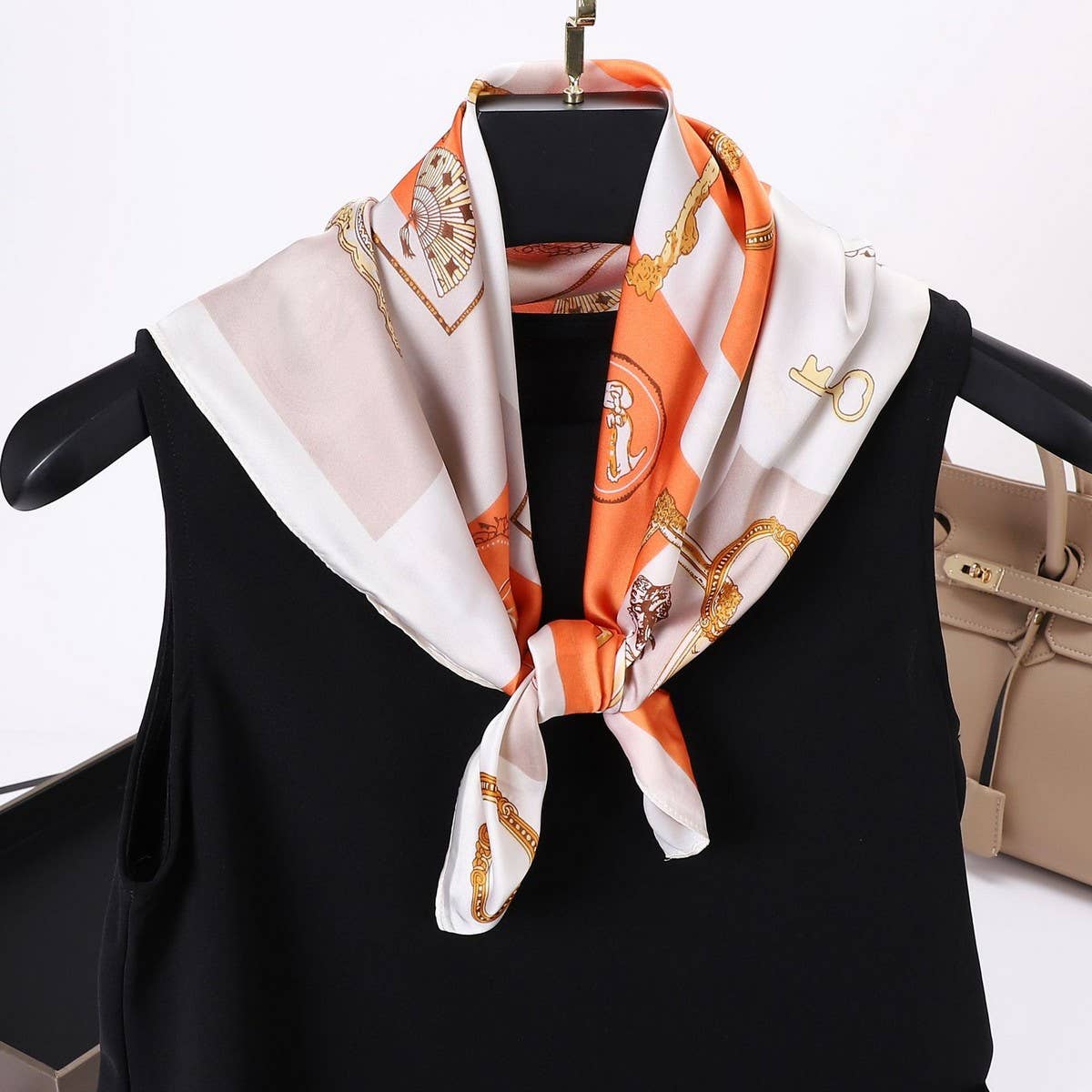 Vintage Letter Print Satin Square Scarf for Women_CWASC0809