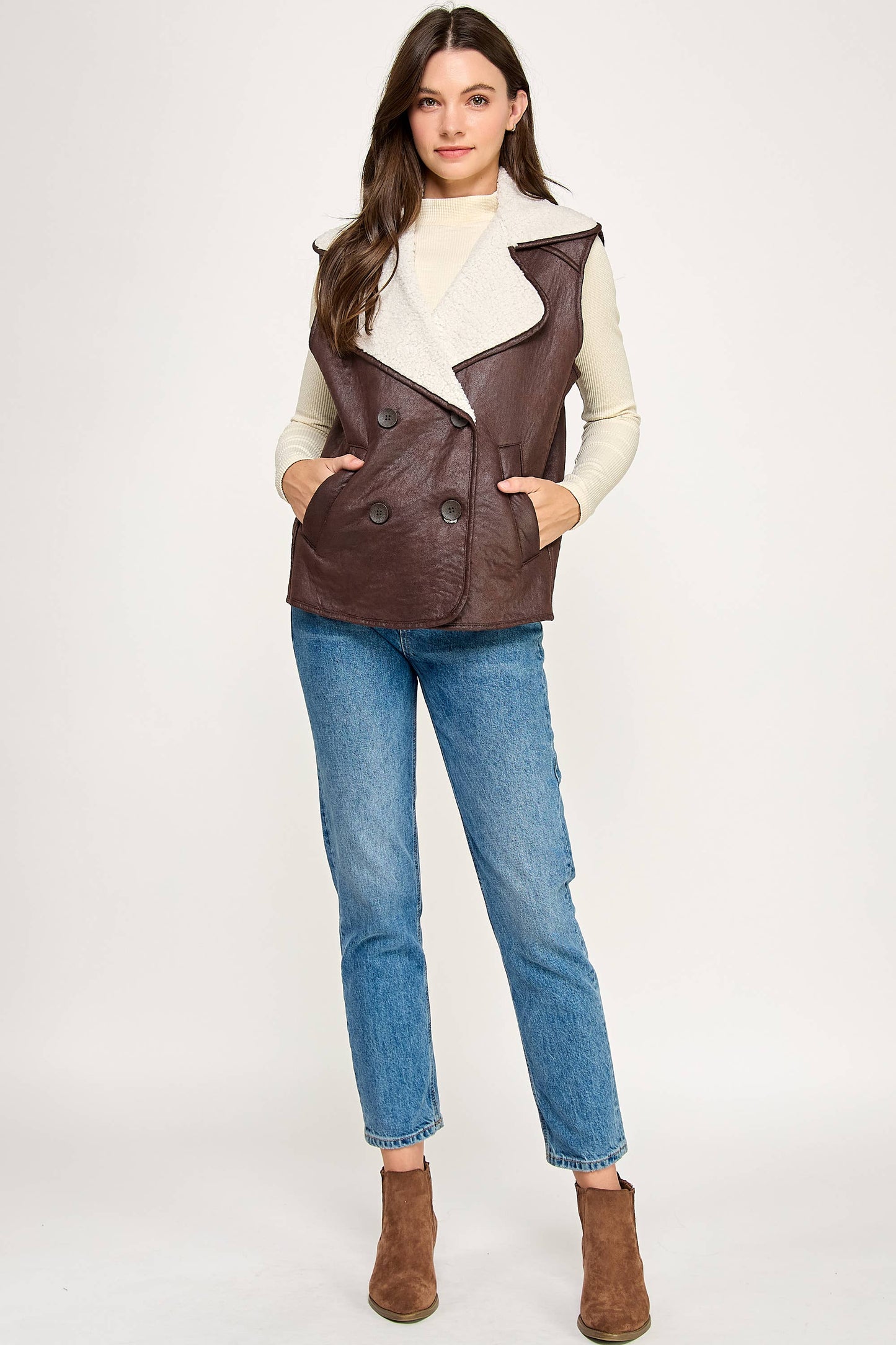 PLEATHER VEST WITH SHERA-COCOA