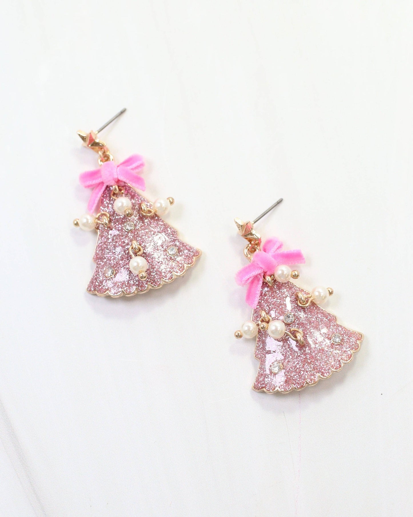 Christmas Tree Earring with Bow and Pearls Pink