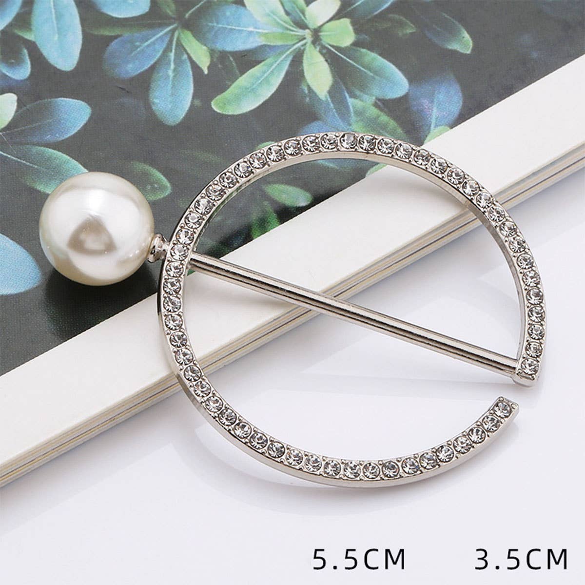 PEARL AND DIAMOND METAL HEM SCARF RING_CWMM2121