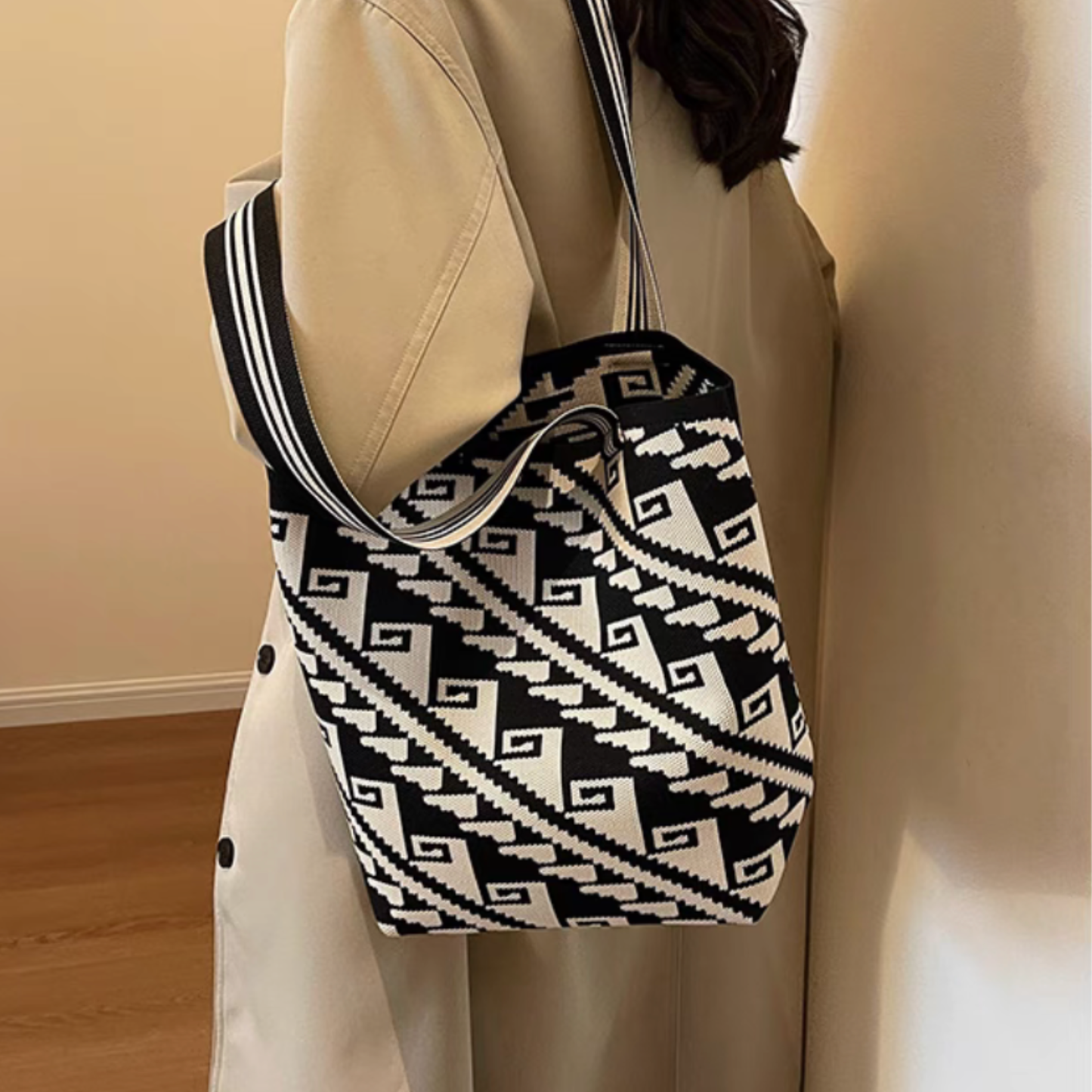 Stylish Knitted Tote Bag- Lightweight  Foldable Shopping Bag