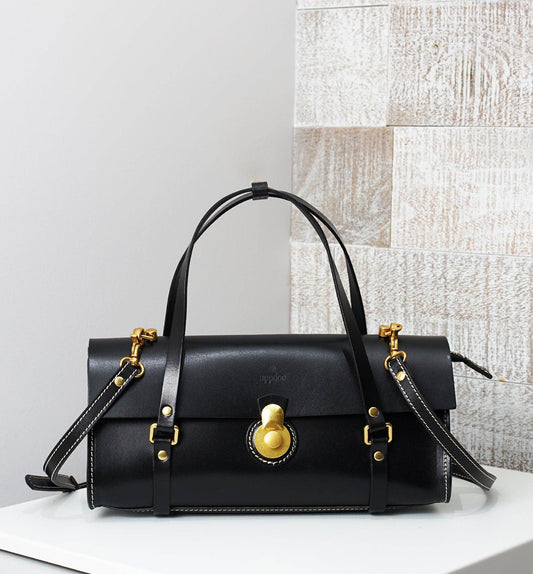 Vive 2.0 Classic Baguette Satchel- Black