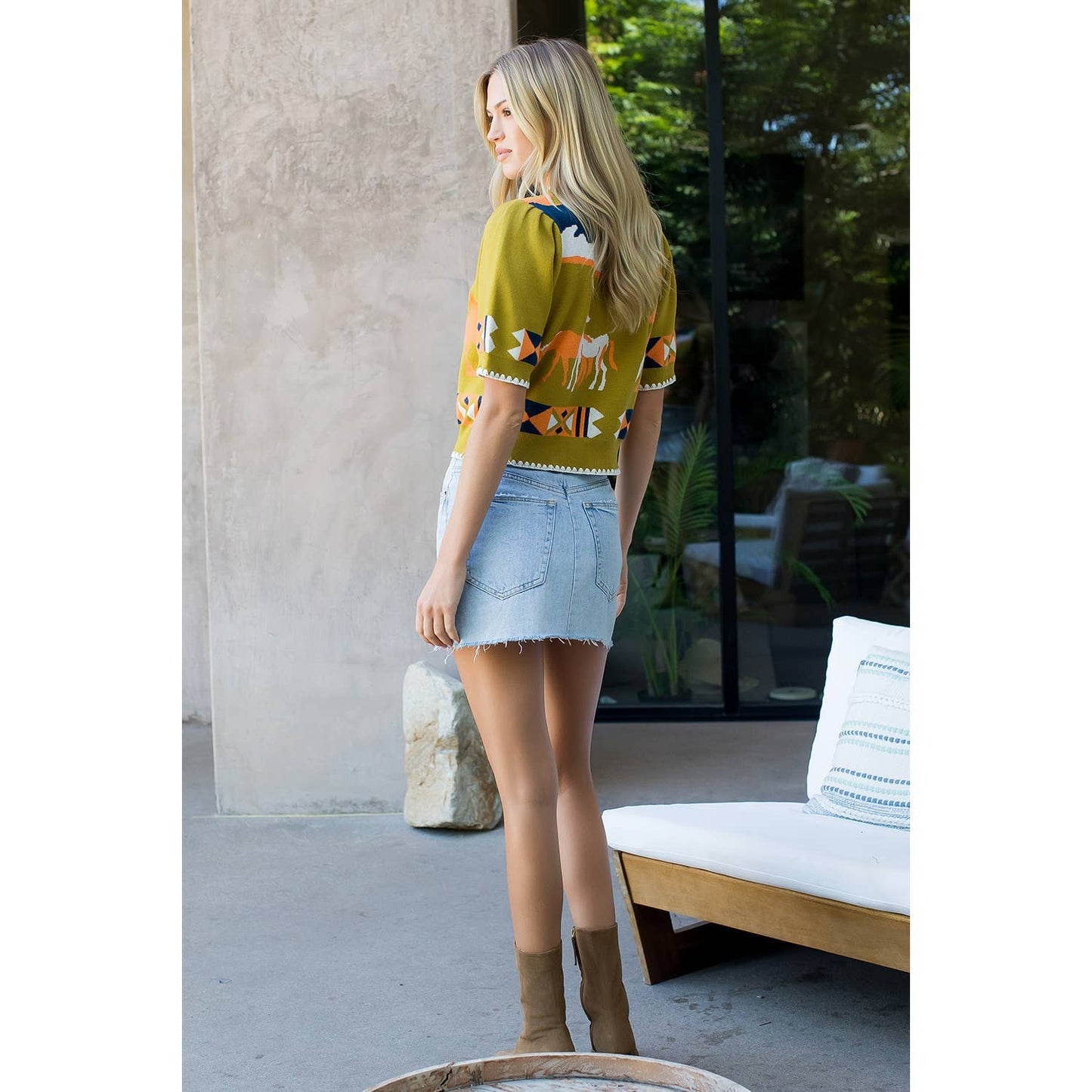 Short Sleeve Horse Detail Top