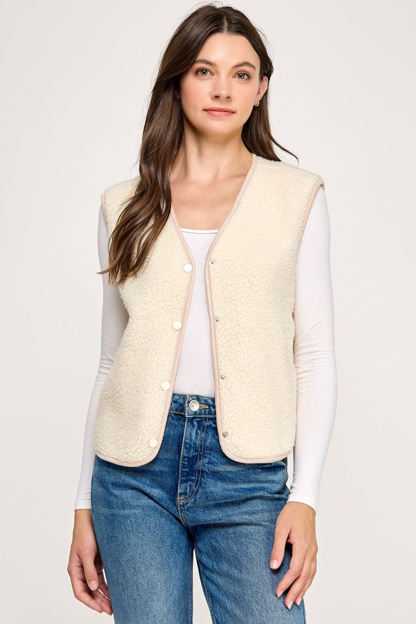SHEEP VEST-CREAM
