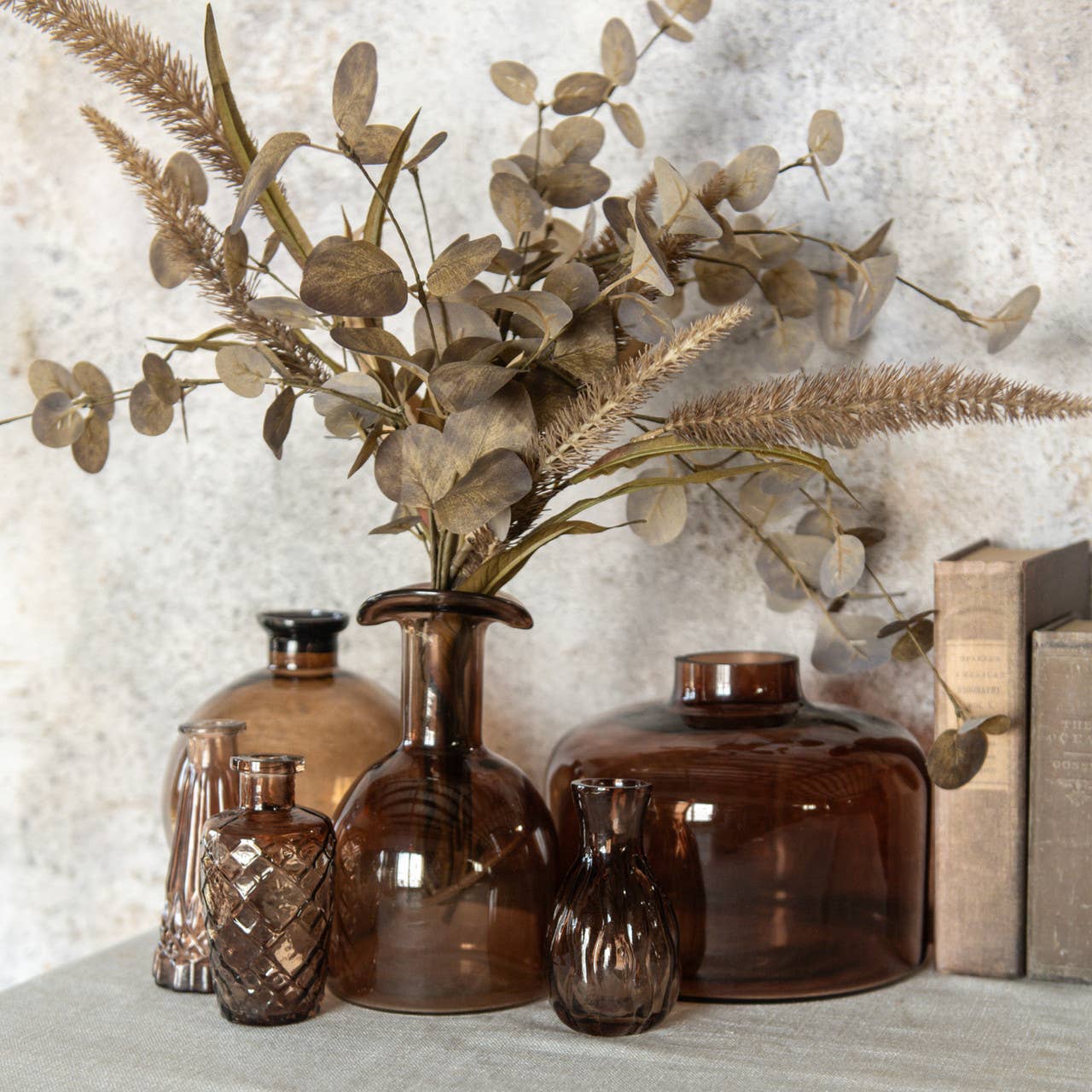 5.25" AMBER TAPERED GLASS BUD VASE