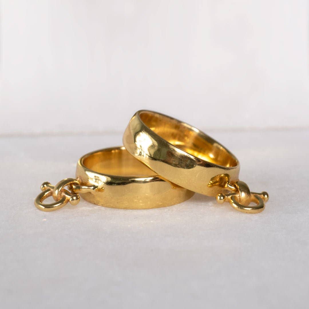 Ariston Equestrian Horse Bit Bracelet in Gold