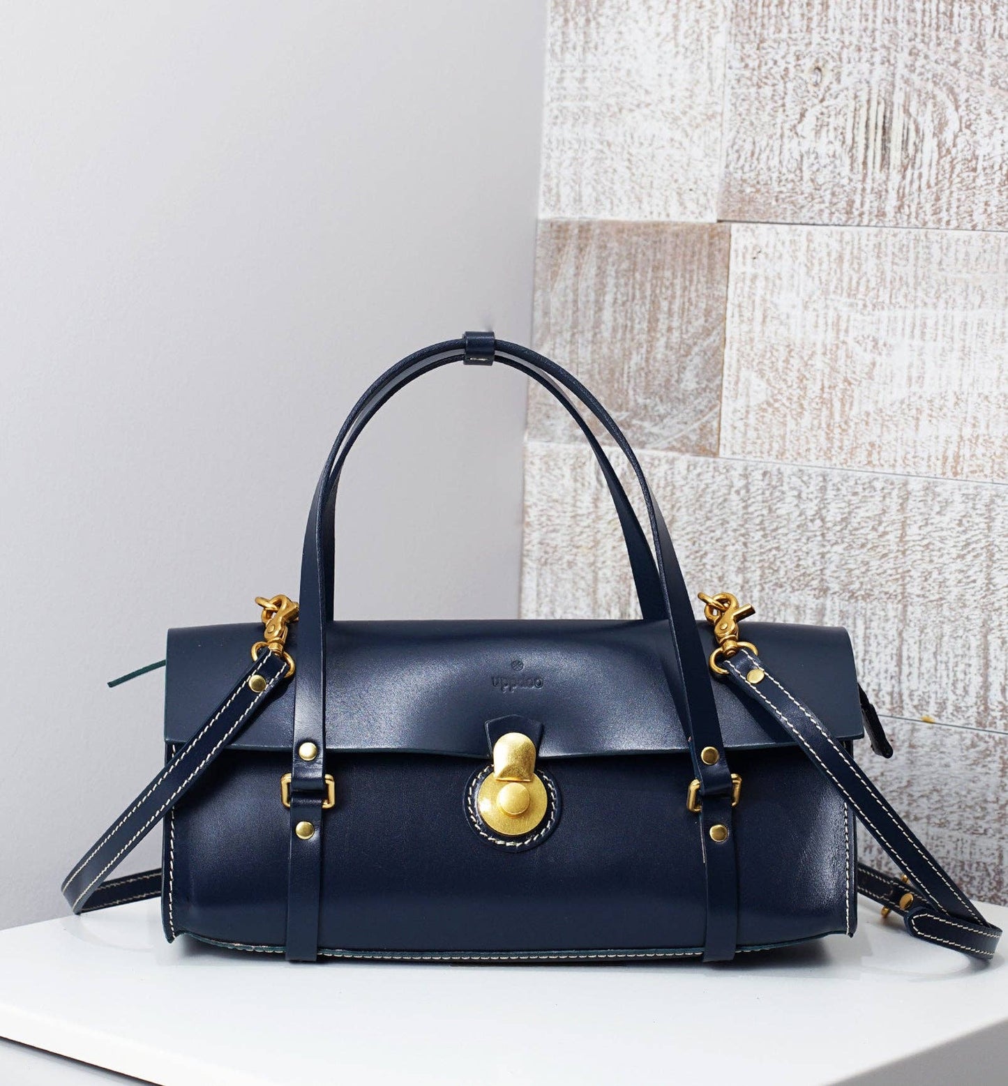 Vive 2.0 Classic Baguette Satchel- Midnight