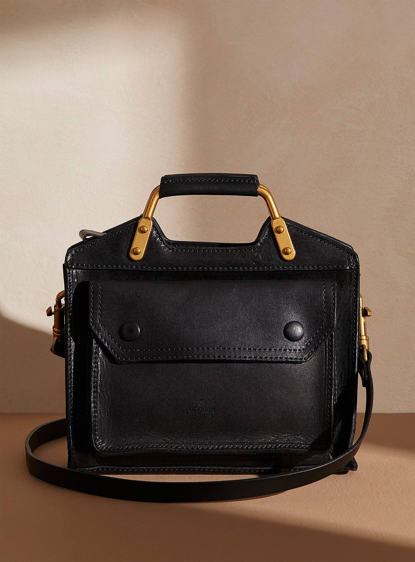 Neo Retro Small Crossbody