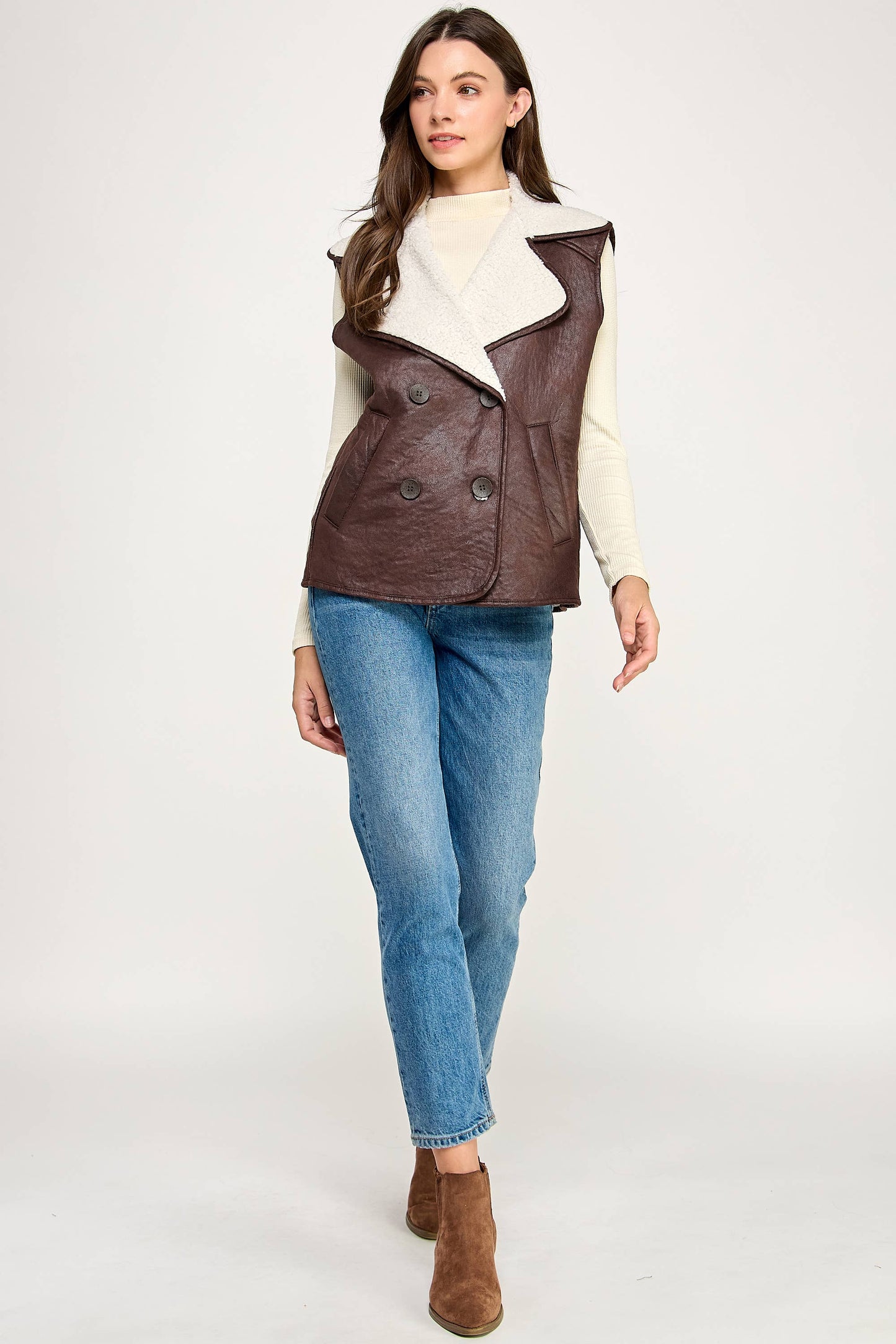 PLEATHER VEST WITH SHERA-COCOA