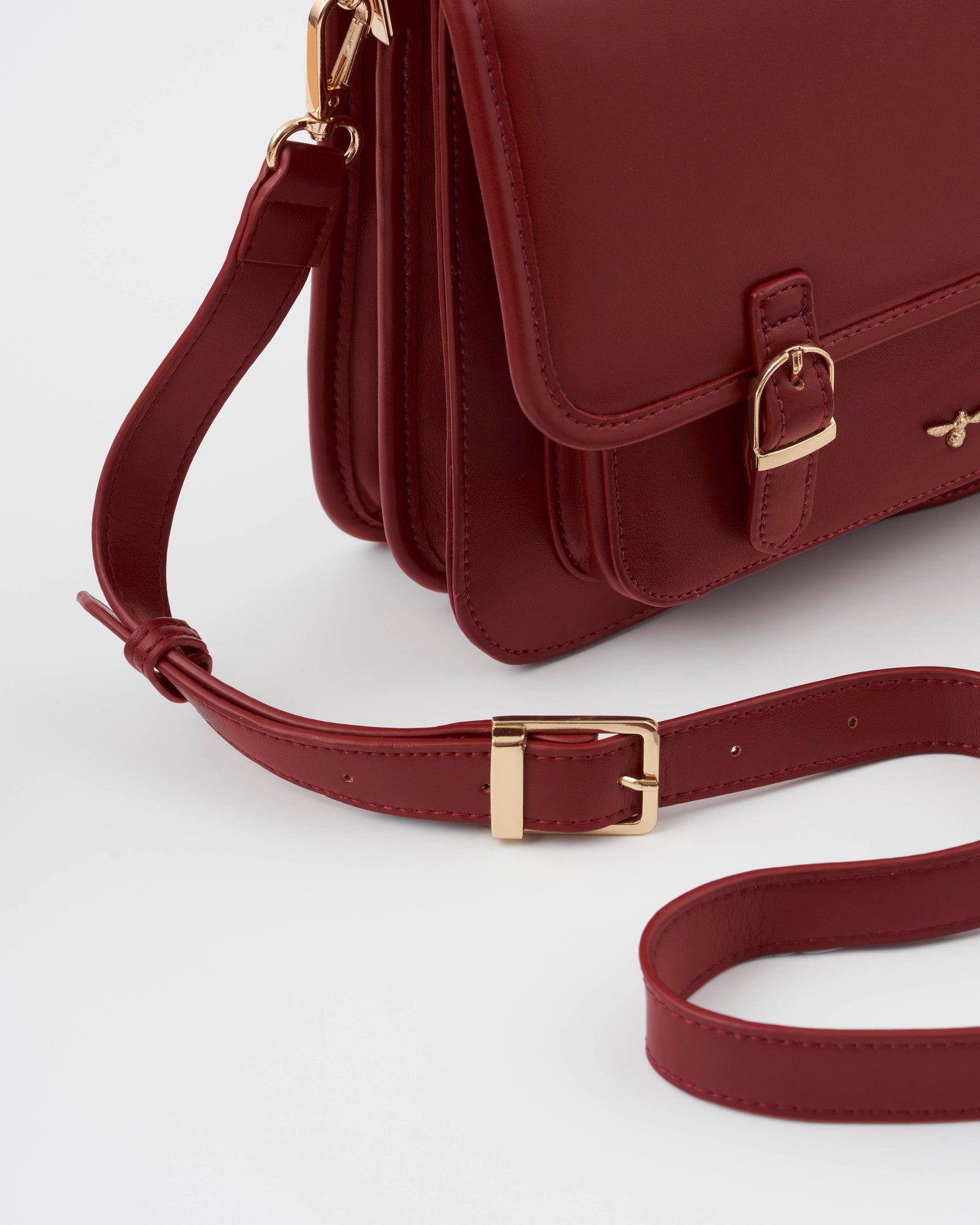Wonderland Satchel Red
