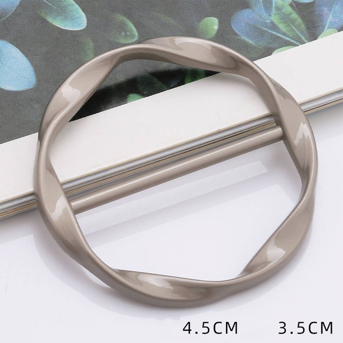 METAL RING SIMPLE SCARF RING WITH NO UPKEEP_CWMM2162