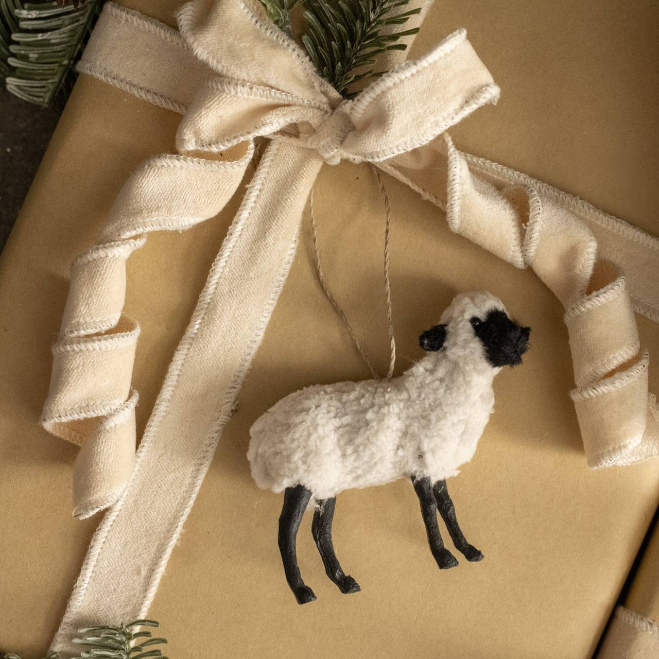 BLACK & WHITE SHEEP ORNAMENT