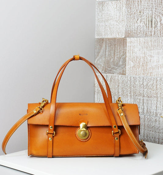 Vive 2.0 Classic Baguette Satchel- Apricot
